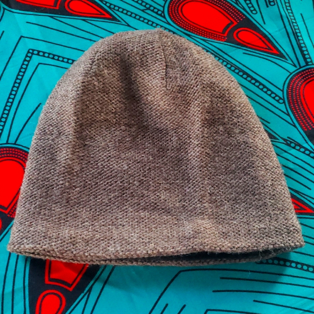 Nirvanna NWOT "Johnny" Depp Slouch Beanie in Tweed